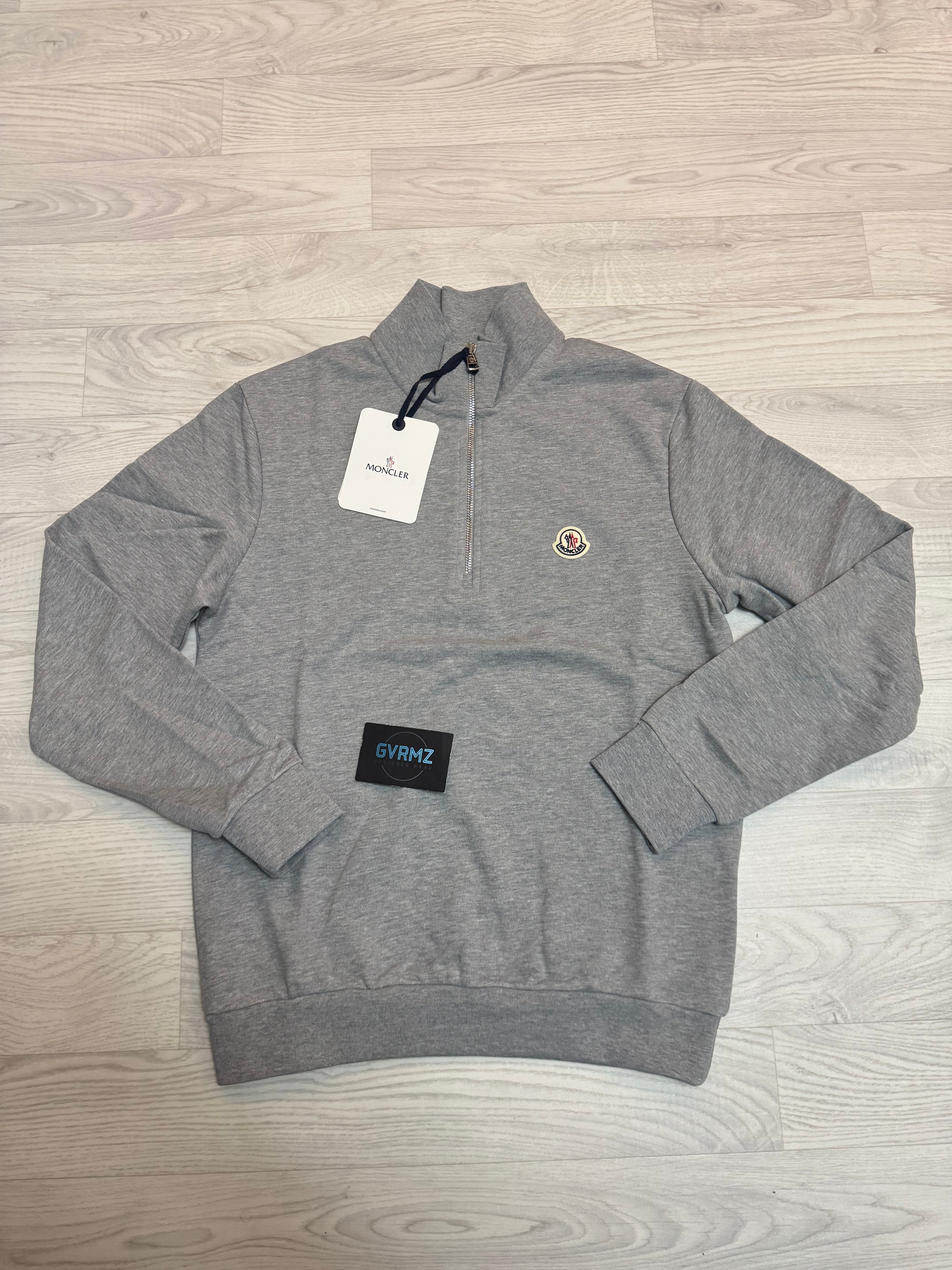 MONC 1/4 ZIP SWEATER